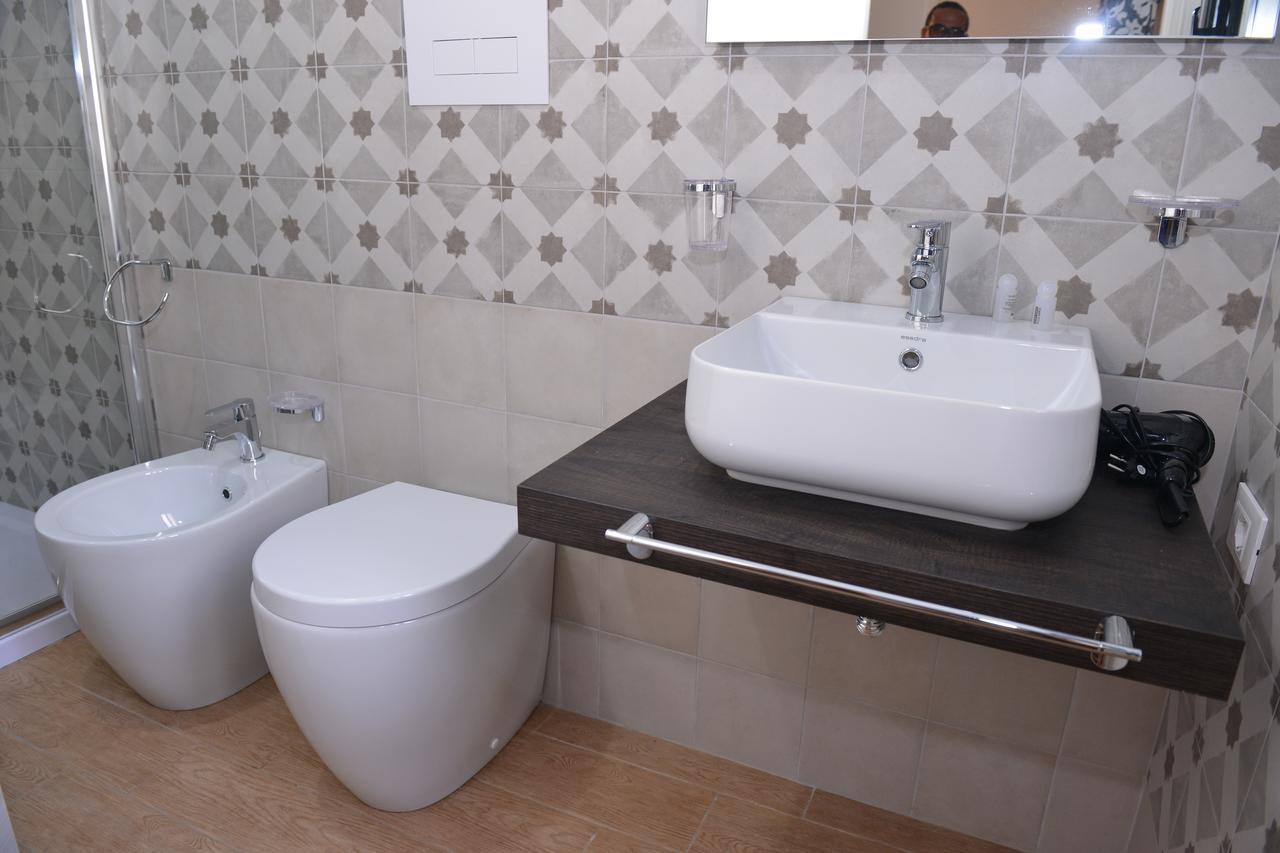 La Gioia Di Sicilia B&B อาโวลา ภายนอก รูปภาพ