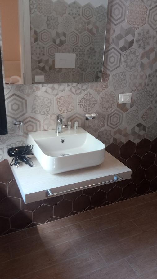 La Gioia Di Sicilia B&B อาโวลา ภายนอก รูปภาพ