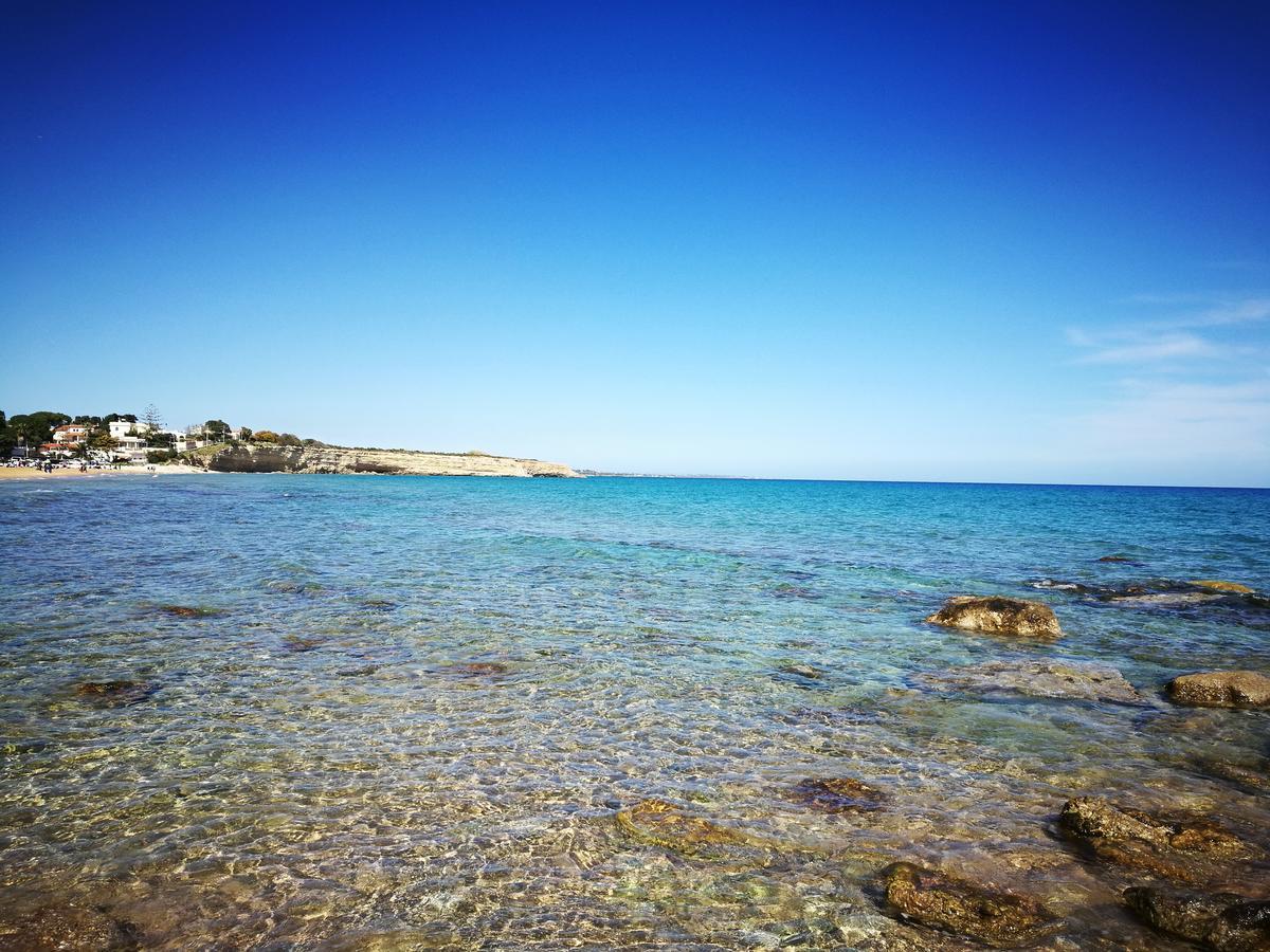 La Gioia Di Sicilia B&B อาโวลา ภายนอก รูปภาพ