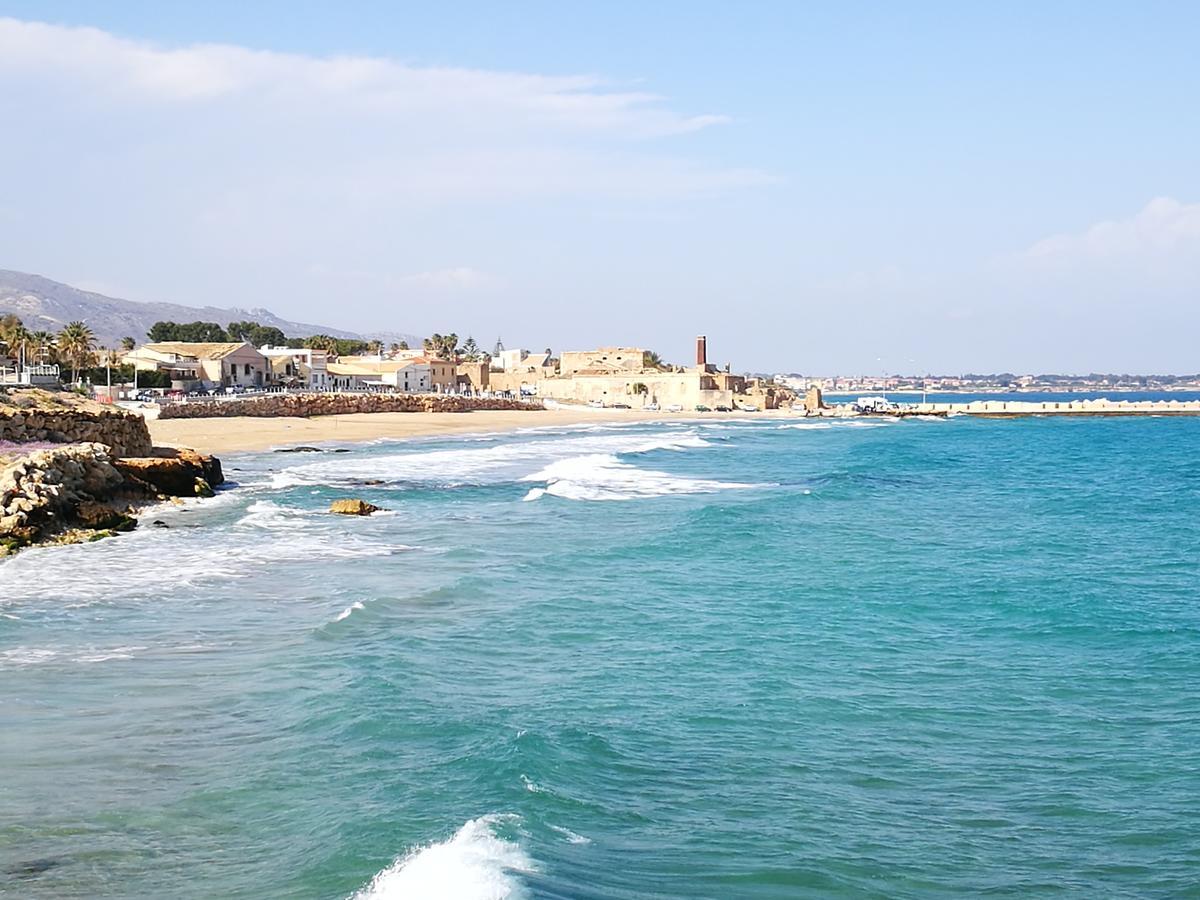 La Gioia Di Sicilia B&B อาโวลา ภายนอก รูปภาพ