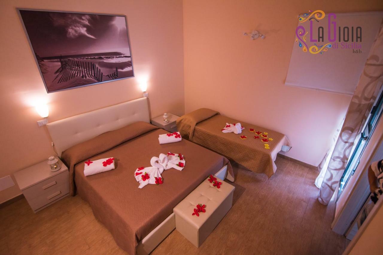 La Gioia Di Sicilia B&B อาโวลา ภายนอก รูปภาพ