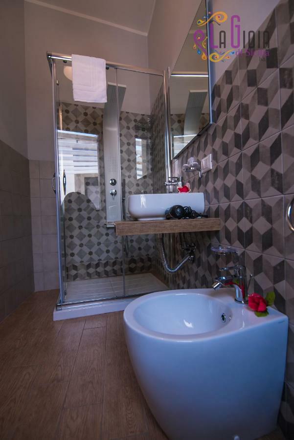 La Gioia Di Sicilia B&B อาโวลา ภายนอก รูปภาพ