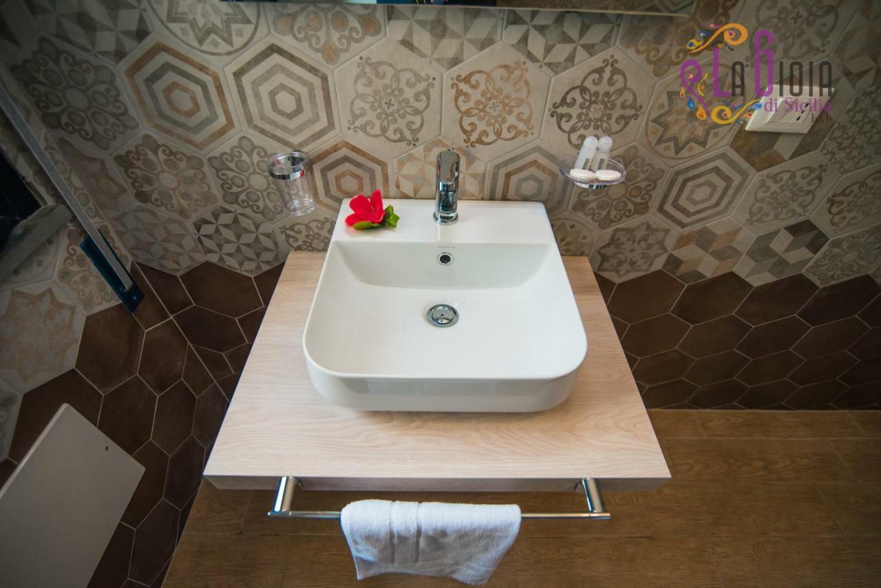 La Gioia Di Sicilia B&B อาโวลา ภายนอก รูปภาพ