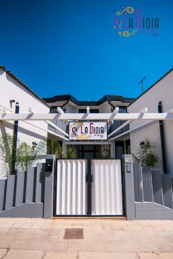 La Gioia Di Sicilia B&B อาโวลา ภายนอก รูปภาพ