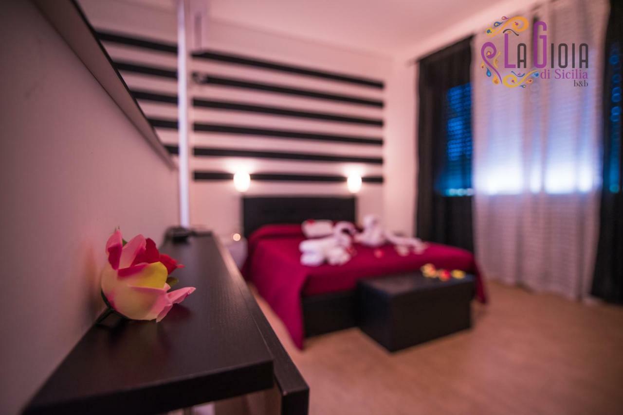 La Gioia Di Sicilia B&B อาโวลา ภายนอก รูปภาพ