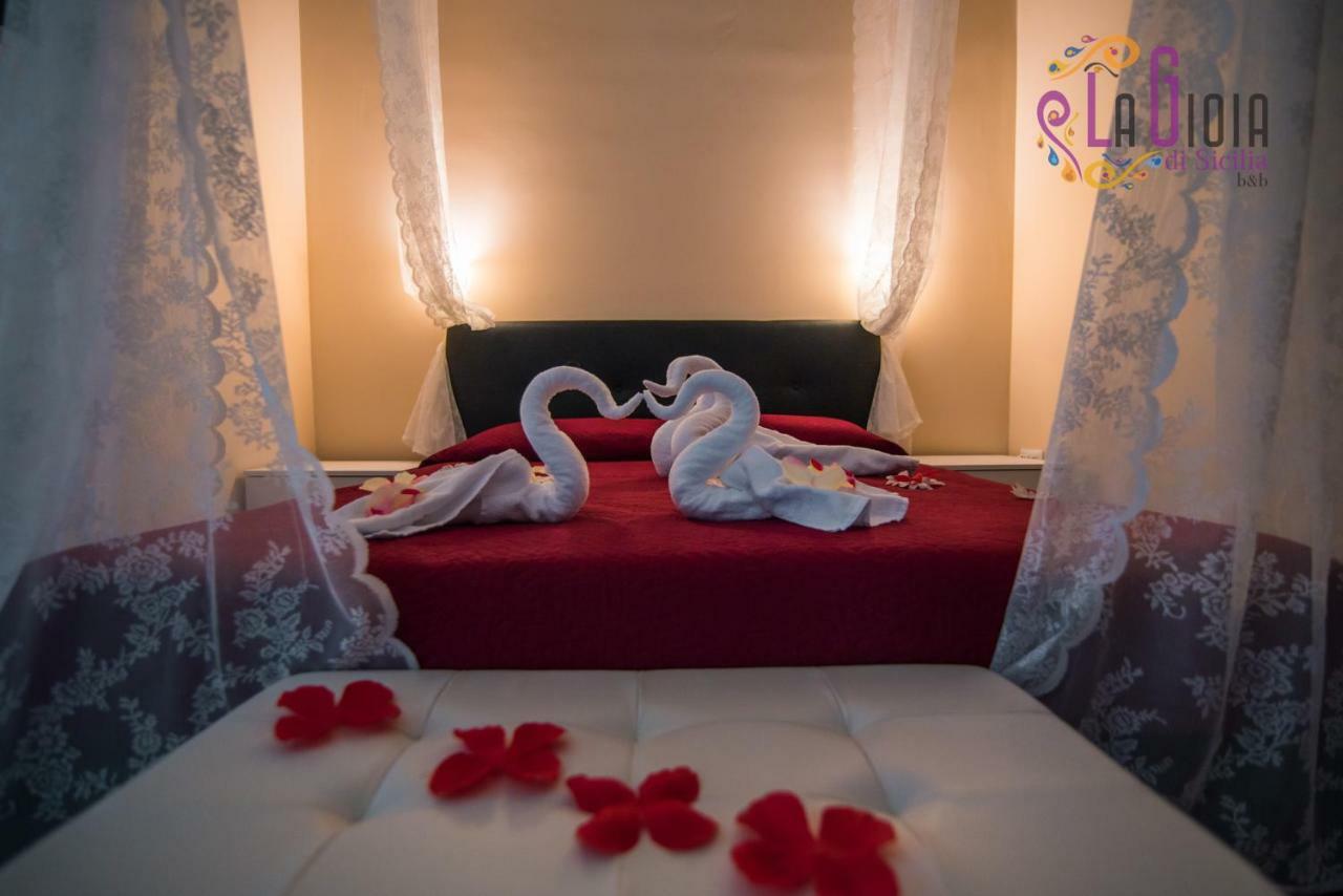 La Gioia Di Sicilia B&B อาโวลา ภายนอก รูปภาพ